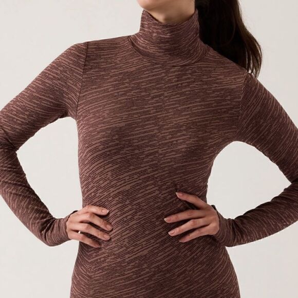 Athleta Flurry Seamless Turtleneck sz S - Picture 2 of 8